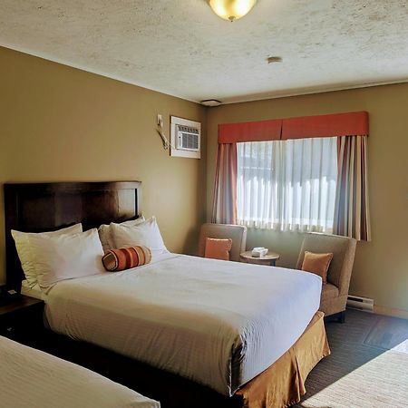 Alpine Inn & Suites Нельсон Екстер'єр фото