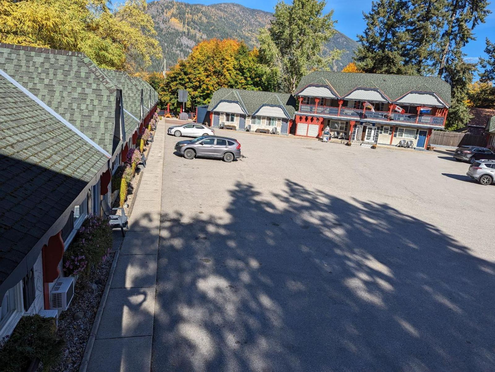 Alpine Inn & Suites Нельсон Екстер'єр фото