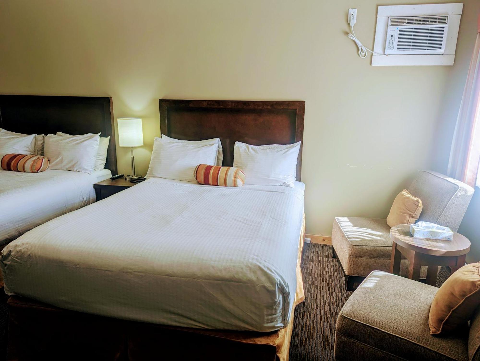 Alpine Inn & Suites Нельсон Екстер'єр фото