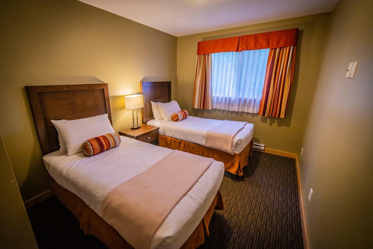 Alpine Inn & Suites Нельсон Екстер'єр фото