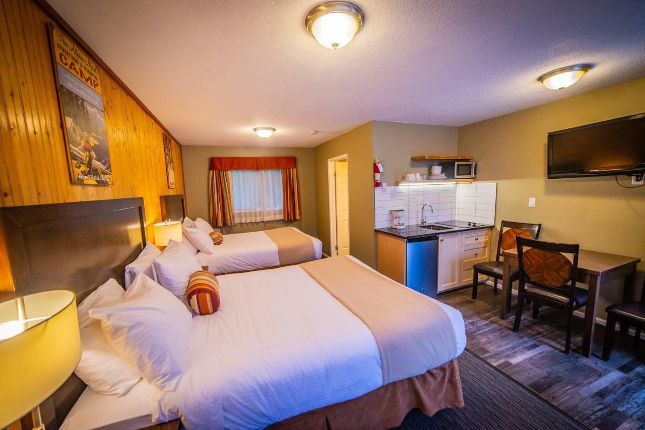 Alpine Inn & Suites Нельсон Екстер'єр фото